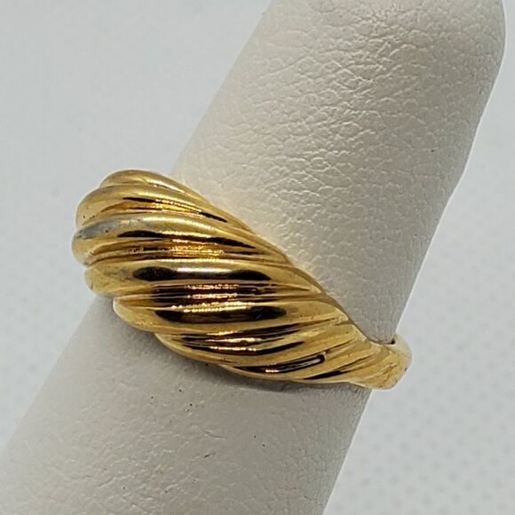 Gold Tone Dome Ring - Picture 3 of 6